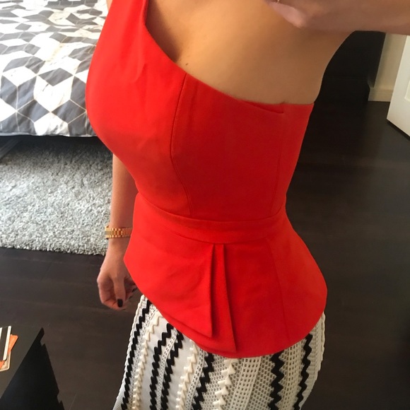 BCBG red top XXS - Picture 3 of 7